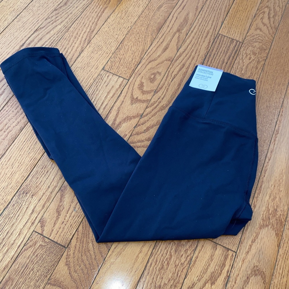 CALIA by Carrie Underwood Essential High Rise Capris XXS Dark Blue